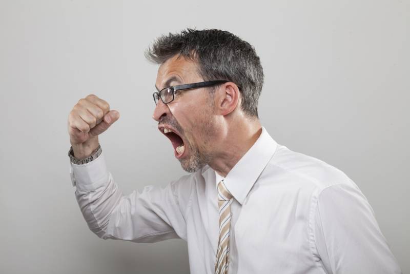 افرازات الغدد الصماء و اثرها في السلوك