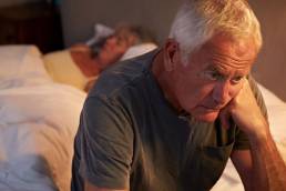 اعراض قلة النوم