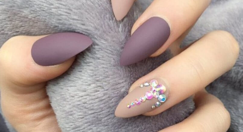 طريقة تطويل الاظافر